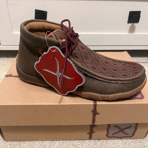 Women’s Driving Moccasin Mahogany - Picture 1 of 3